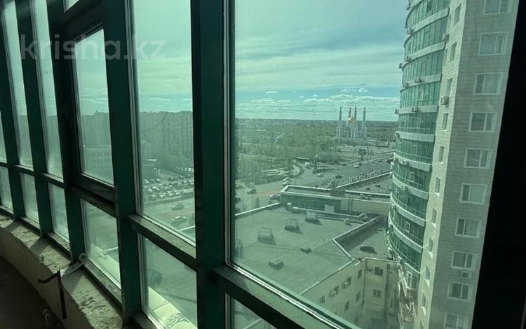 3-бөлмелі пәтер · 130 м² · 13/25 қабат, мкр 11, бағасы: 20 млн ₸ в Актобе — фото 2