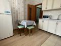 1-комнатная квартира, 39 м² посуточно, Сарайшык 9 — Акмешит за 10 000 〒 в Астане, Алматы р-н — фото 8