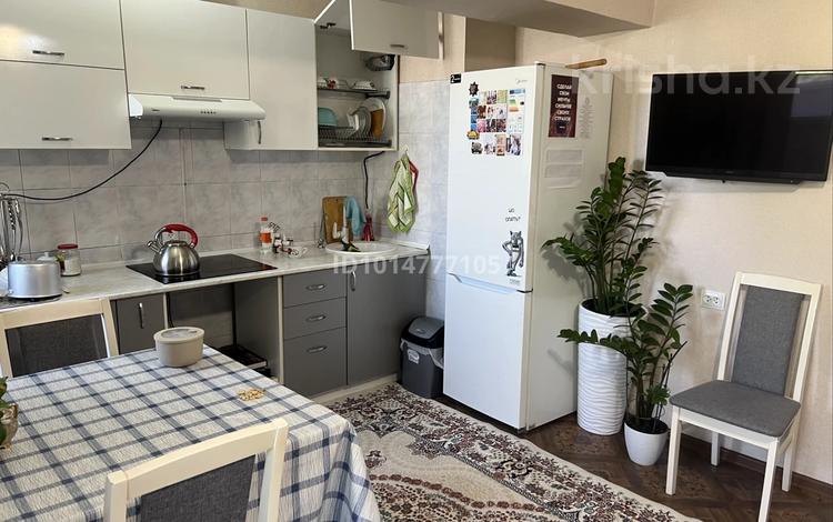 2 бөлме · 56 м² · 5/5 қабат, Саина 12 — Напротив Азиа парка. 5ти этажные дома, бағасы: 150 000 ₸ в Алматы, Ауэзовский р-н — фото 2