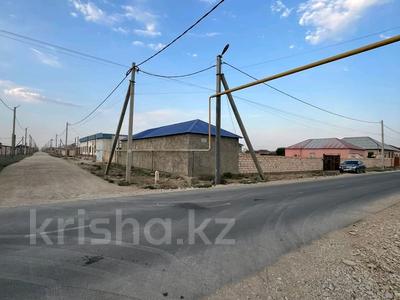 Отдельный дом · 4 комнаты · 220 м² · 10 сот., Самал 11көше 24/1 за 28 млн ₸ в Батыре