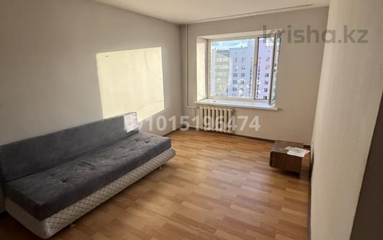 3-комнатная квартира · 77 м² · 8/9 этаж, Кенен Азербаева за 300 000 ₸ в Астане — фото 2