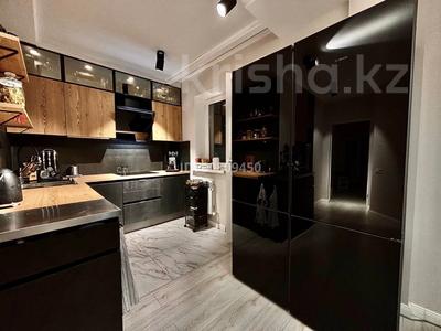 4-бөлмелі пәтер · 140 м² · 5/9 қабат, мкр Атырау, Мкр Сарыарка 40 — Тайманова,Кулманова, бағасы: 65 млн 〒
