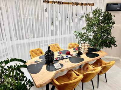 4-бөлмелі пәтер · 140 м² · 5/9 қабат, мкр Атырау, Мкр Сарыарка 40 — Тайманова,Кулманова, бағасы: 68 млн ₸
