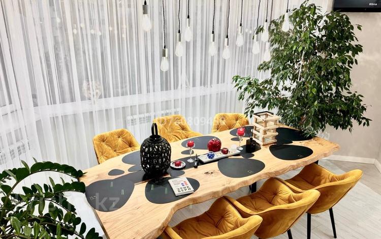 4-комнатная квартира · 140 м² · 5/9 этаж, мкр Атырау, Мкр Сарыарка 40 — Тайманова,Кулманова за 68 млн ₸ — фото 5
