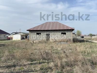 Отдельный дом · 4 комнаты · 110 м² · 7 сот., Исеналиева — Находится не доезжая поворота Али новый мкр Нұрай за 8.5 млн ₸ в Жаналыке