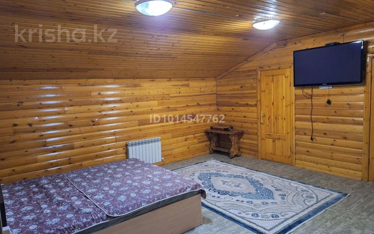 2-комнатная квартира · 75 м² · 2/2 этаж, Пролетарская 105 — Баймагамбетова-Пролетарская за 160 000 ₸ в Костанае — фото 2
