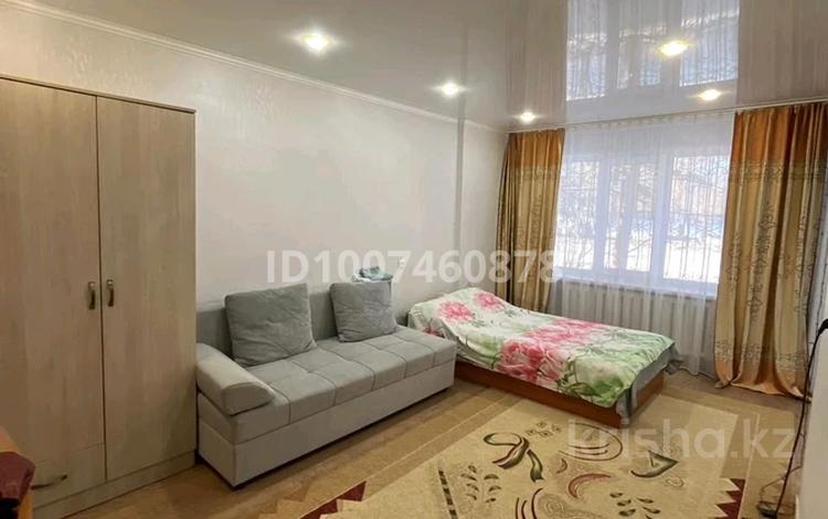 1-бөлмелі пәтер · 60 м² · 1/5 қабат, Утепова, бағасы: 11 000 ₸ в Усть-Каменогорске, Ульбинский — фото 6