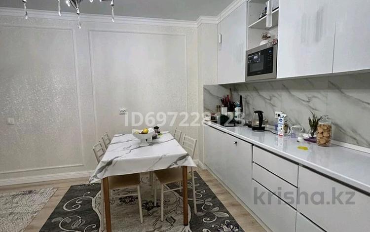 3-бөлмелі пәтер · 75 м² · 2/9 қабат, А. Байтурсынова 40, бағасы: 55 млн ₸ в Астане, Сарайшык р-н — фото 2