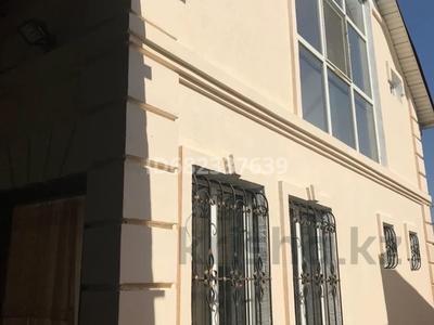 Отдельный дом · 10 комнат · 300 м² · 10 сот., Момышулы 93 за 190 млн ₸ в 