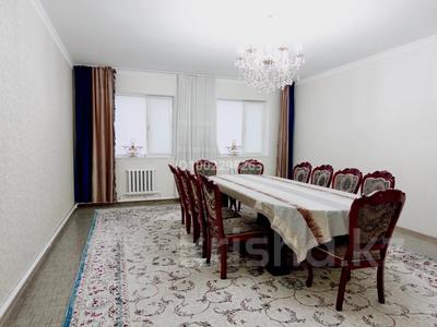 Отдельный дом · 4 комнаты · 192 м² · 5 сот., мкр Атырау, Бурабай 19 за 27 млн ₸