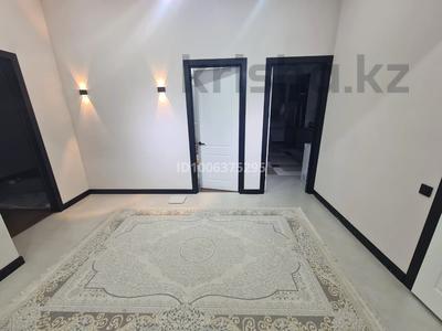 2-бөлмелі пәтер · 72 м² · 3/12 қабат, 17-ш/а. 114, бағасы: 30 млн ₸ в Актау, 17-й мкр