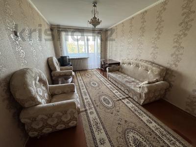 2-комнатная квартира · 45 м² · 4/5 этаж, Майкудук, 17й микрорайон 37 — Колос за 9.9 млн ₸ в Караганде, Алихана Бокейханова р-н