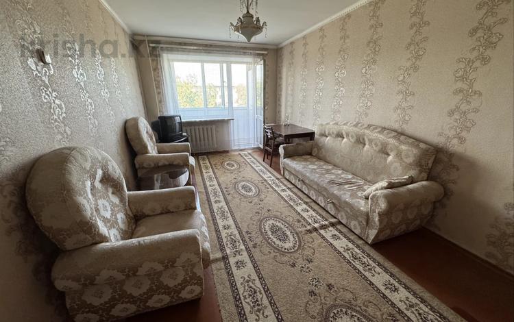 2-комнатная квартира · 45 м² · 4/5 этаж, Майкудук, 17й микрорайон 37 — Колос за 9.9 млн ₸ в Караганде, Алихана Бокейханова р-н — фото 2