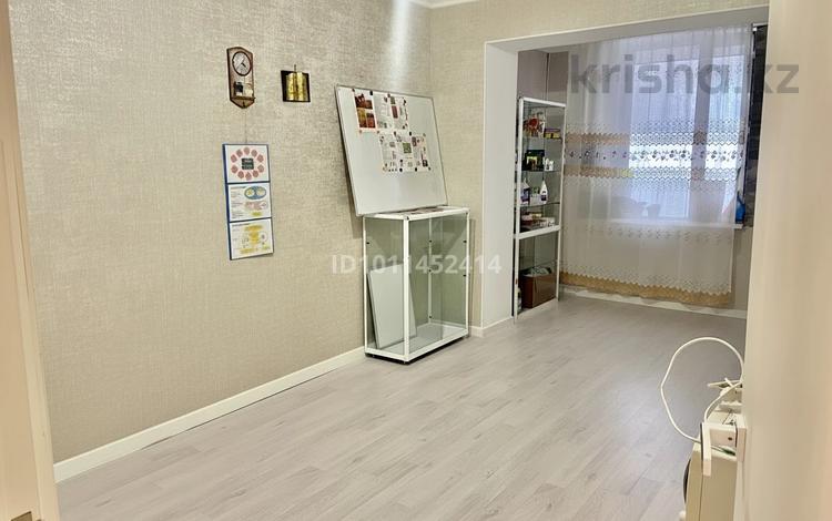 Свободное назначение, офисы, магазины и бутики, склады, общепит, салоны красоты, медцентры и аптеки, образование, развлечения · 79 м² за 25 млн ₸ в Актау, 27-й мкр — фото 13