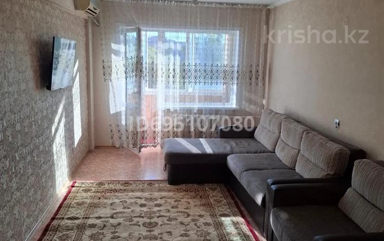 3-комнатная квартира · 62 м² · 5/5 этаж, Кабанбай батыра 122 за 230 000 〒 в Усть-Каменогорске — фото 7