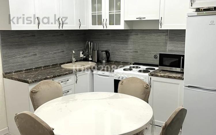 3-бөлмелі пәтер · 73 м² · 4/9 қабат, Караменде би Шакаулы, бағасы: 36.5 млн ₸ в Астане, Сарыарка р-н — фото 2