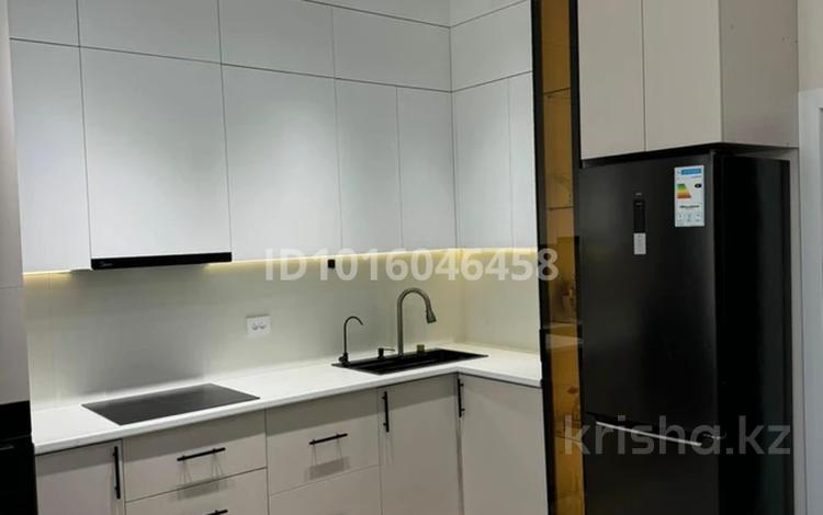 3-комнатная квартира · 82 м² · 2/13 этаж, Райымбека за 59.8 млн ₸ в Алматы, Ауэзовский р-н — фото 2