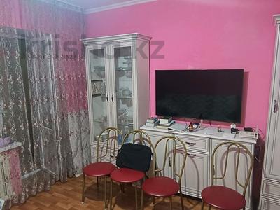 1-бөлмелі пәтер · 16 м² · 3/5 қабат, мкр Тастак-3 57 — Тургут Озала, бағасы: 10 млн ₸ в Алматы, Алмалинский р-н
