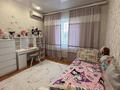 4-бөлмелі пәтер · 100 м² · 3/9 қабат, Кошкарбаева шашубая 23, бағасы: 41 млн ₸ в Балхаше — фото 12