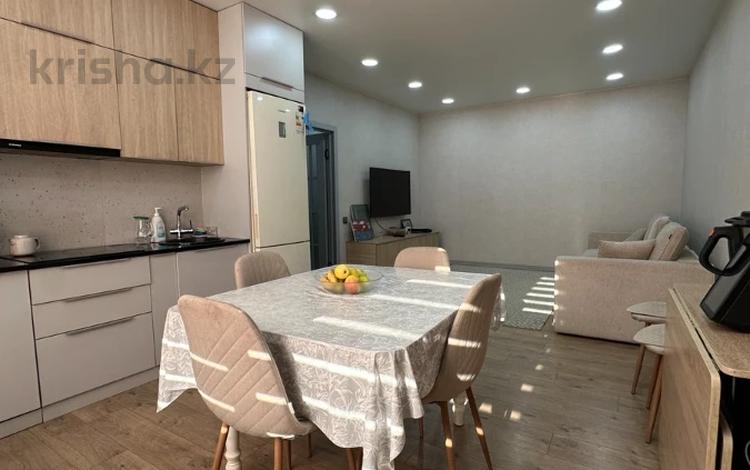 3-комнатная квартира · 71 м² · 11/12 этаж, Абая 165/1 за 80 млн ₸ в Алматы, Алмалинский р-н — фото 18