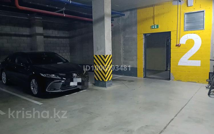 Паркинг · 15 м² · мкр Акжайык, Сырым батыра 2а — Дендропарк, бағасы: 30 000 ₸ в Шымкенте, Абайский р-н — фото 2
