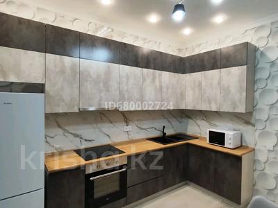 1-комнатная квартира, 42 м², 10/12 этаж помесячно, Чингиз Айтматов 50 за 170 000 〒 в Астане, Есильский р-н