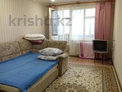 1-комнатная квартира, 36 м², 1/5 этаж по часам, Мухита за 1 000 〒 в Уральске