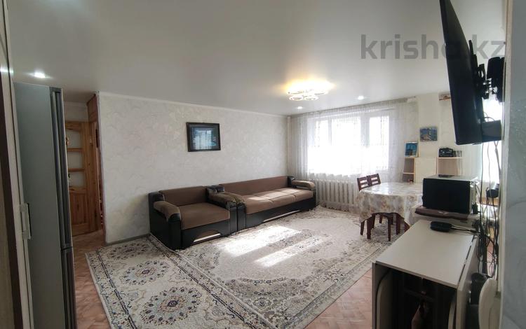 3-комнатная квартира · 58 м² · 4/5 этаж, Глинки за 18.7 млн 〒 в Семее — фото 2