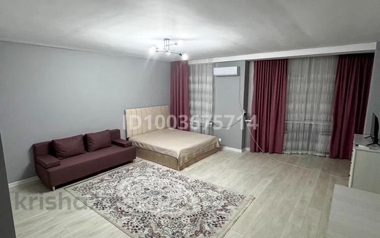 1-бөлмелі пәтер · 50 м² · 2/9 қабат, Атшабар 17/1, бағасы: 15 000 ₸ в Таразе — фото 13