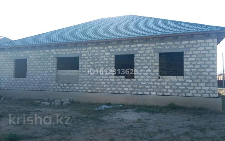 Часть дома · 4 комнаты · 200 м² · 8 сот., ул. Задена Канатбаева за 12 млн ₸ в Атырау, мкр Авангард-2 — фото 2