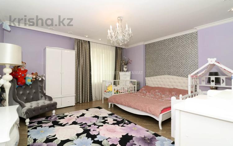 3-комнатная квартира, 121 м², 2/9 этаж, Аскарова Асанбая 21 за 77 млн 〒 в Алматы — фото 2