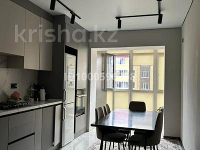 2-комнатная квартира · 67 м² · 7/10 этаж, мкр Жулдыз, Самал 82/6 — Коняхина за 35 млн ₸ в Уральске