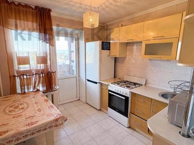 2-комнатная квартира · 52 м² · 8/9 этаж, назарбаева 127 — Смолл за 17.8 млн 〒 в Талдыкоргане