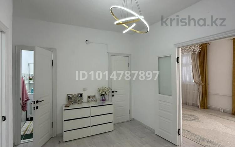 3-комнатная квартира · 70 м², Бозгулова 5Б за 18.2 млн ₸ в  — фото 2