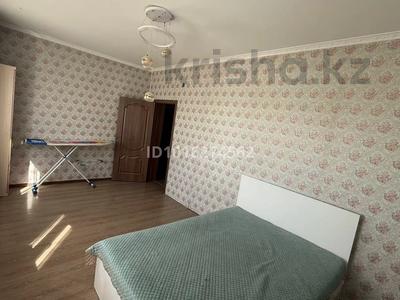 Жеке үй · 3 бөлме · 130 м² · 5 жүзд., Шәлкөде 32/2 — Мектептен тура түскенде 2ші бұрылыстағы көшемен қиылысады, бағасы: 300 000 ₸ в Шамалгане