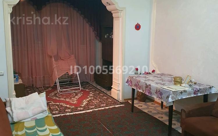 3-комнатная квартира · 70 м² · 2/5 этаж, Пр. Абая 33б за 27 млн ₸ в Шымкенте, Абайский р-н — фото 2