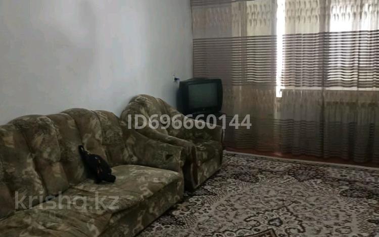 2-бөлмелі пәтер · 60 м² · 1/4 қабат, Мангилик Ел 50 — Напротив нового роддома Опц, бағасы: 90 000 ₸ в Таразе — фото 2