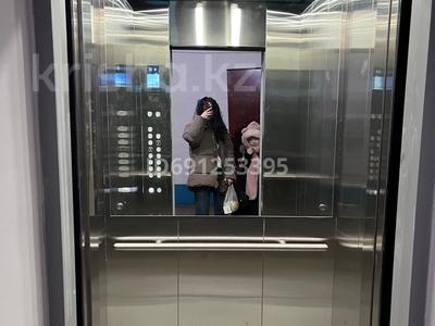 Пәтерлер в Абай обл.: 4-бөлмелі пәтер · 80.1 м² · 10/16 қабат, Дулатова 145, бағасы: 35 млн 〒 4-бөлмелі пәтер · 80.1 м² · 10/16 қабат, Дулатова 145, бағасы: 35 млн 〒 в Семее