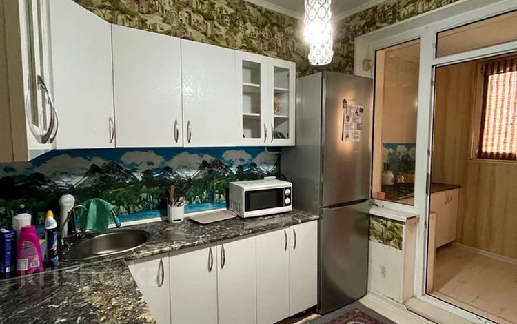 3-комнатная квартира · 72 м² · 3/5 этаж, 12-й мкр 24а за 130 000 ₸ в Актау — фото 2