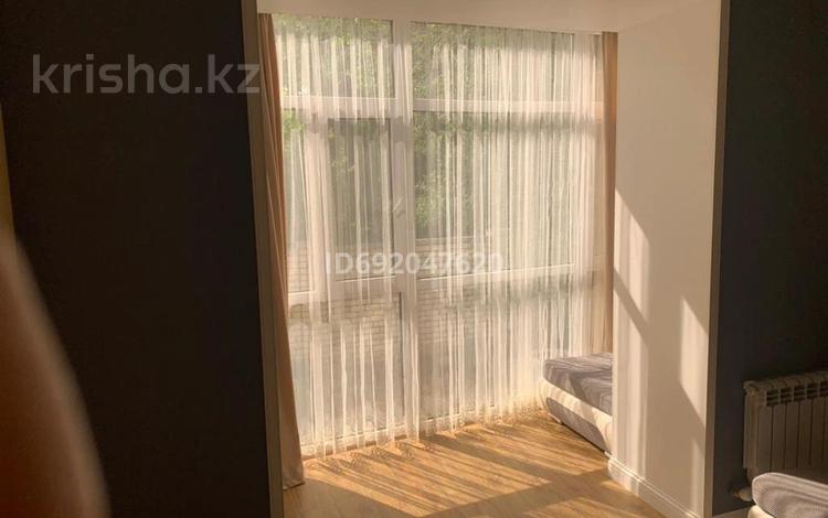 6-комнатная квартира · 200 м² · 1/4 этаж, Рыскулбекова за 55 млн ₸ в Уральске — фото 2