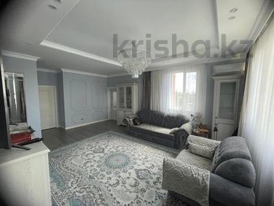 4-комнатная квартира · 140 м² · 3 этаж, Тауелсиздик 21-25 за 600 000 〒 в Астане, Сарайшык р-н