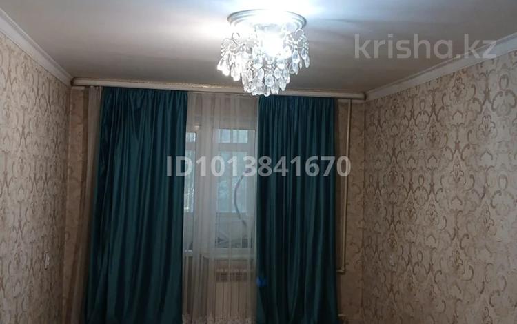 2-бөлмелі пәтер · 48 м² · 2/5 қабат, мкр Тастак-1 2, бағасы: 200 000 ₸ в Алматы, Ауэзовский р-н — фото 2