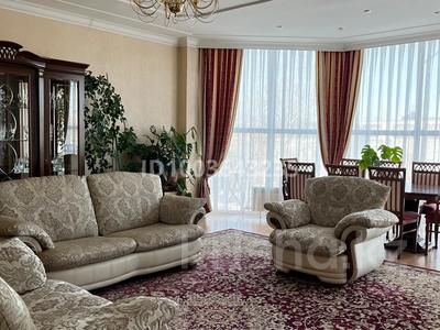 Аренда квартир в Карагандинской обл.: 3-комнатная квартира · 132 м² · 3/6 этаж, мкр Новый Город, Абая 5 за 400 000 〒 3-комнатная квартира · 132 м² · 3/6 этаж, мкр Новый Город, Абая 5 за 400 000 〒 в Караганде, Казыбек би р-н