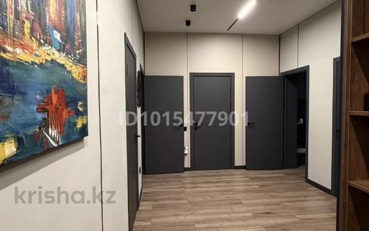 3-комнатная квартира · 100 м² · 6/18 этаж, Розыбакиева 237/1 за 120 млн ₸ в Алматы, Бостандыкский р-н — фото 2