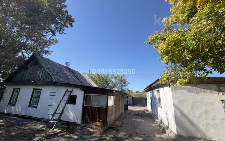 Жеке үй · 3 бөлме · 70 м² · 10 жүзд., Сортировка, Рабочая 43, бағасы: 5 млн ₸ в Караганде, Алихана Бокейханова р-н — фото 2