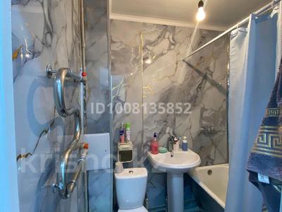 2-комнатная квартира · 45.5 м² · 3/5 этаж, мкр Каратау, Қаратау ш/а. 3 за 16 млн 〒 в Таразе