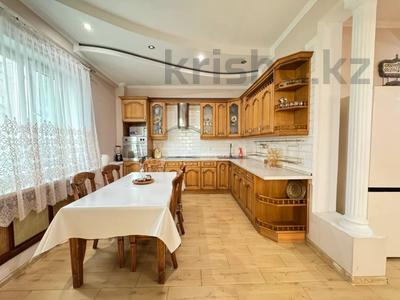 4-комнатная квартира · 170 м² · 2/6 этаж, Курмангазы 141 — ТА САМАЯ КВАРТИРА за 178 млн ₸ в Алматы, Алмалинский р-н