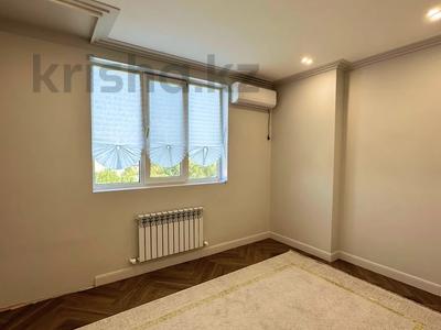 2-бөлмелі пәтер · 47 м² · 4/6 қабат, ауезова 25, бағасы: 18.5 млн ₸ в Атырау, мкр Жилгородок