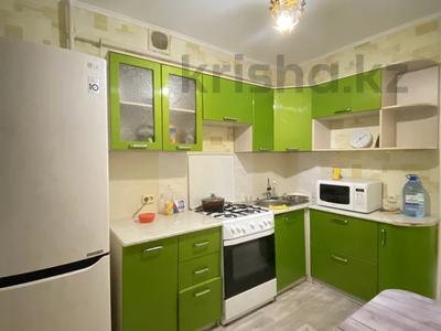 2-бөлмелі пәтер · 51 м² · 2/9 қабат, Юго-Восток ш/а., Гапеева, бағасы: 17.5 млн ₸ в Караганде, Казыбек би р-н