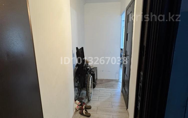 2-комнатная квартира · 40 м² · 2/5 этаж, Старый город, айтеке би 46 — остановка Казахстан, Пионер за 12 млн ₸ в Актобе — фото 2